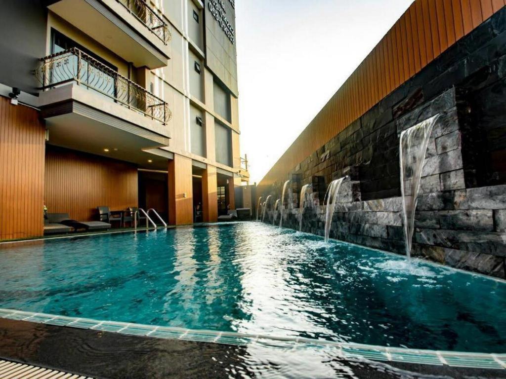 The Y Boutique Hotel Chiang Mai Bagian luar foto