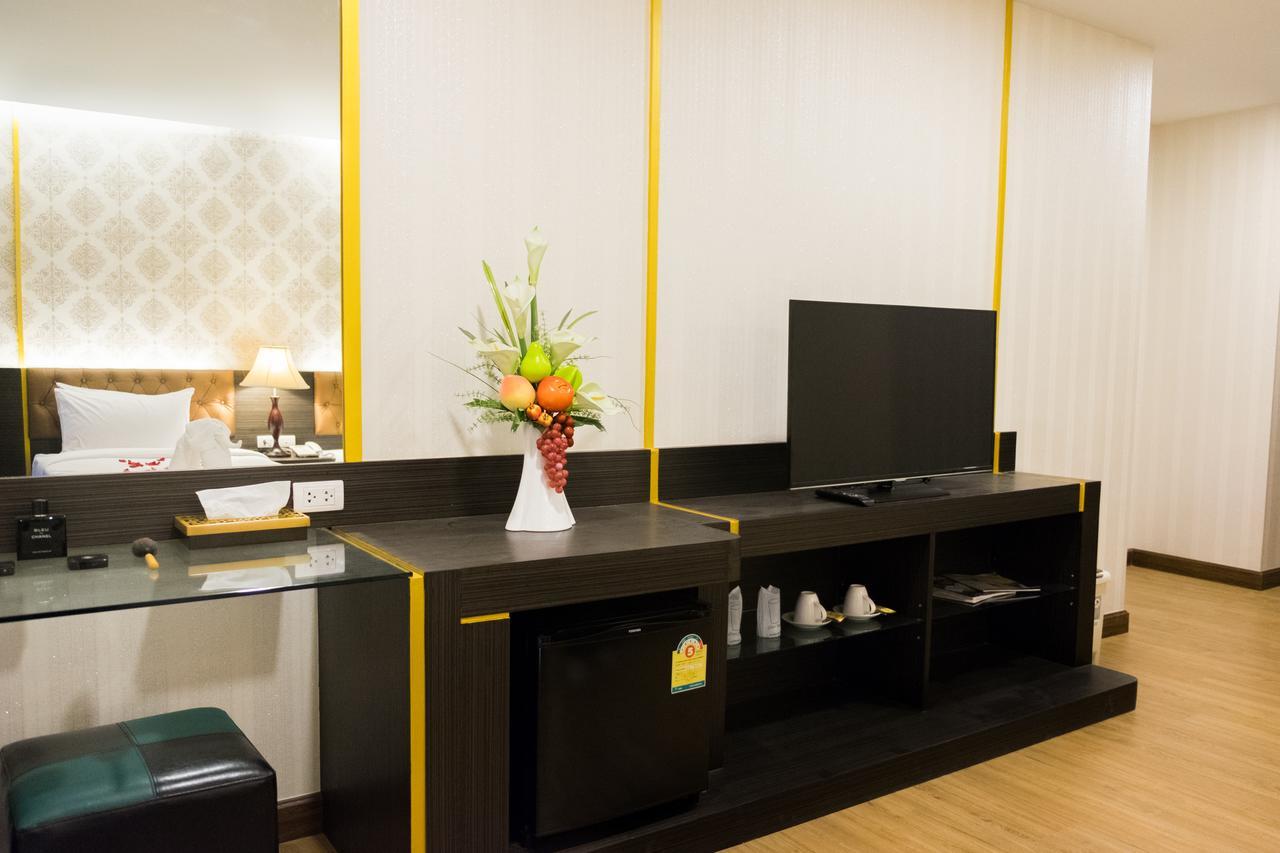 The Y Boutique Hotel Chiang Mai Bagian luar foto